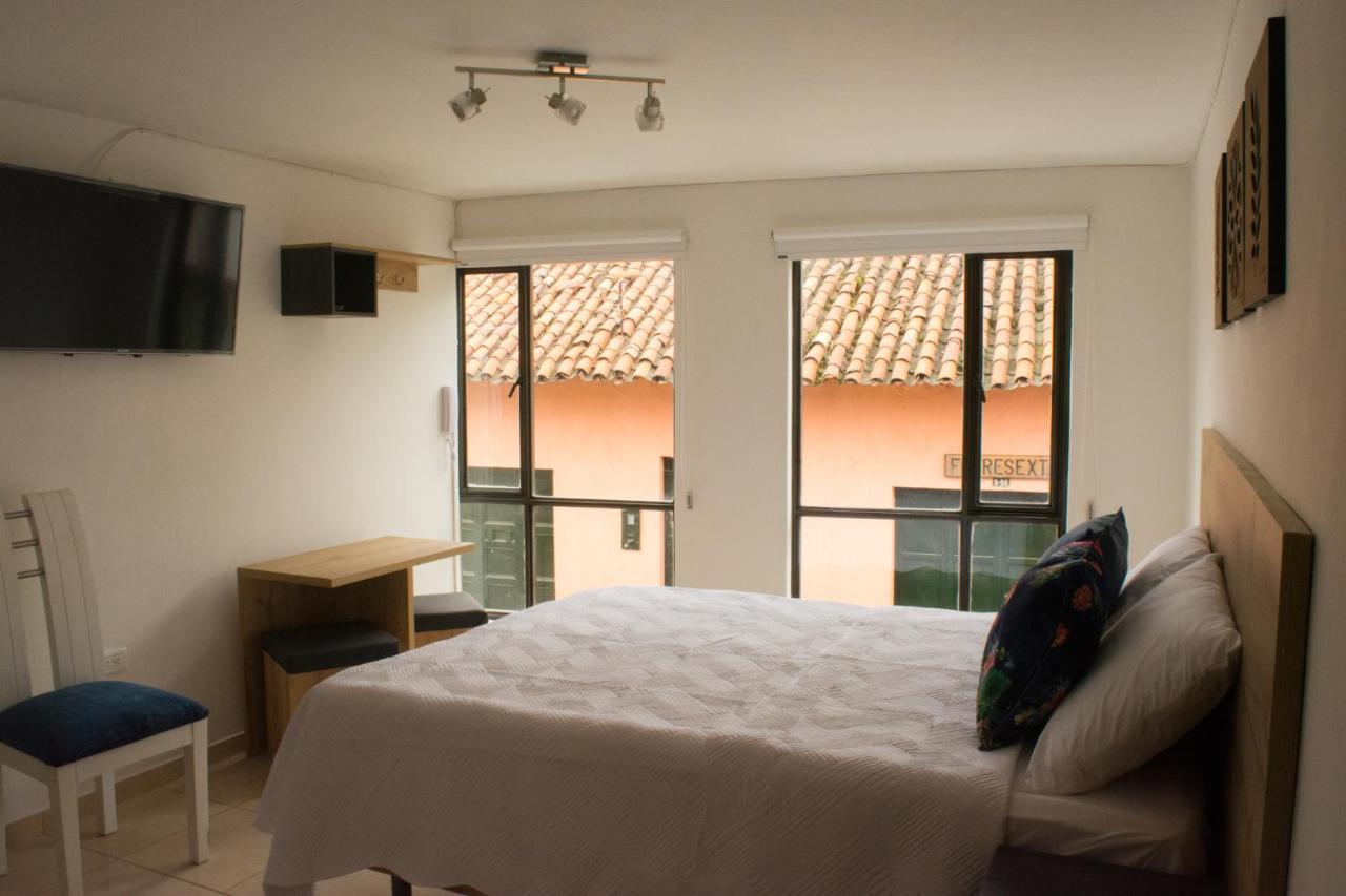 Azalea Hotel Zipaquirá エクステリア 写真
